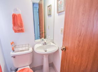 250 Emily Ln, Staten Island, NY 10312