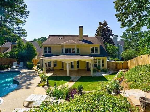 3rd image of 1809 Trailing Ivy Ct