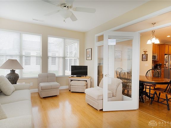3rd image of 9224 Stansel Cir