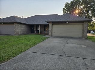 4107 S Miranda Ct, Springfield, MO 65807