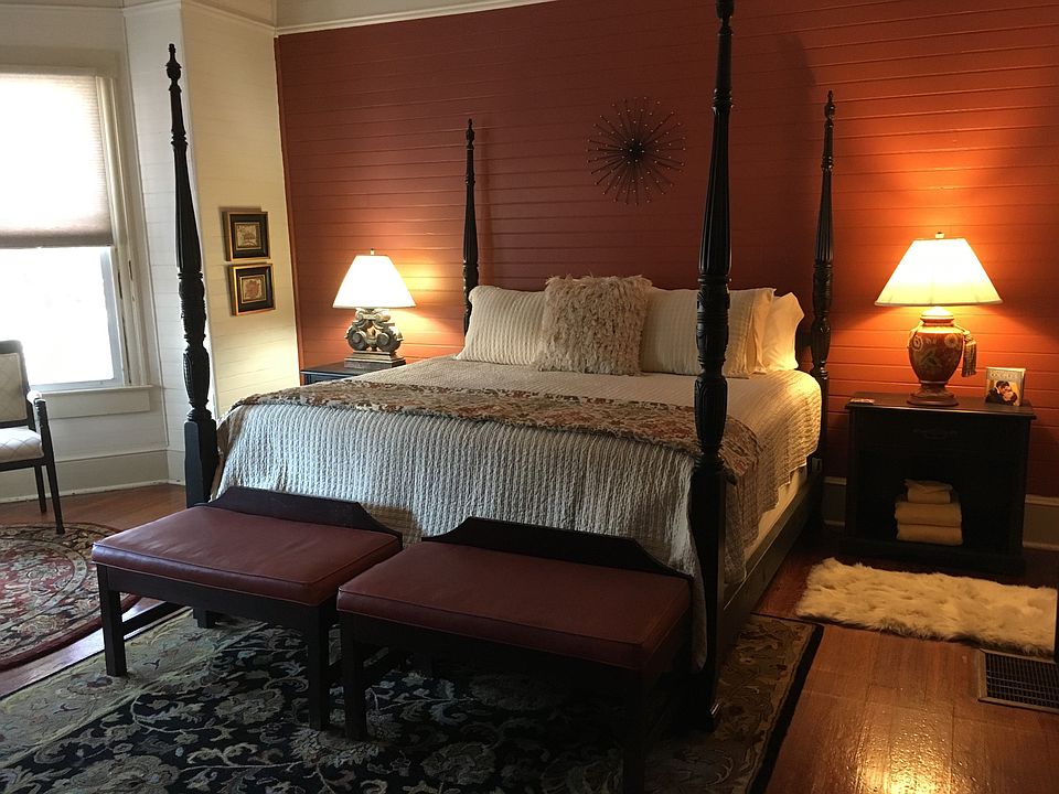 1st image of 73 Avenue E