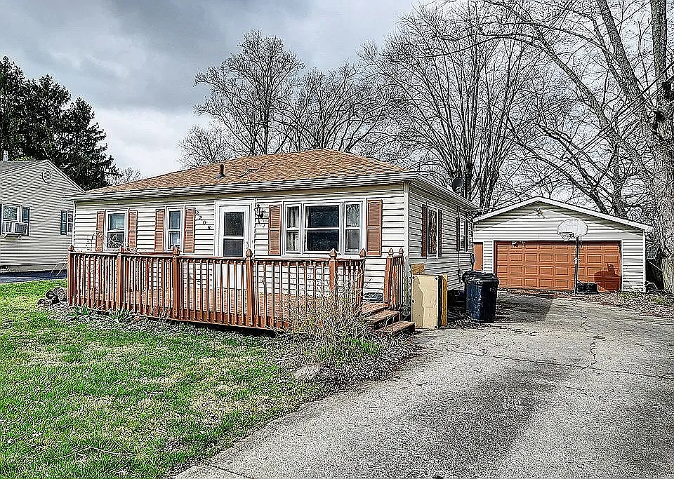 2206 Spencer Ln