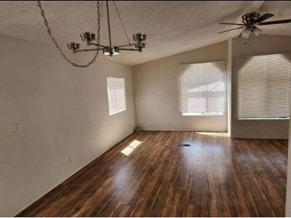 2nd image of 33056 Garner Rd