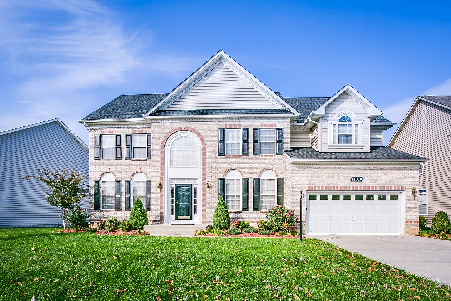 14010 Lake Meadows Dr photo 1
