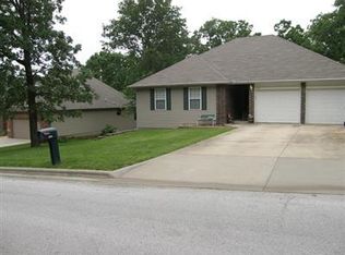 3717 N Vera Cruz Dr, Springfield, MO 65803