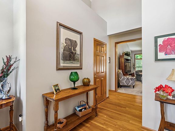 2nd image of 7517 Lismore Dr