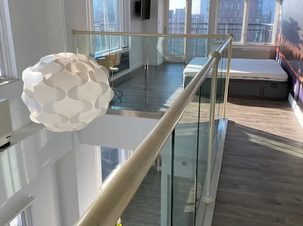 189 Bridge Street image 8 of 39