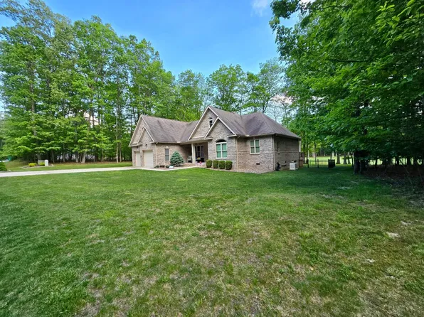 117 Saint Andrew Ln, Daniels, WV 25832