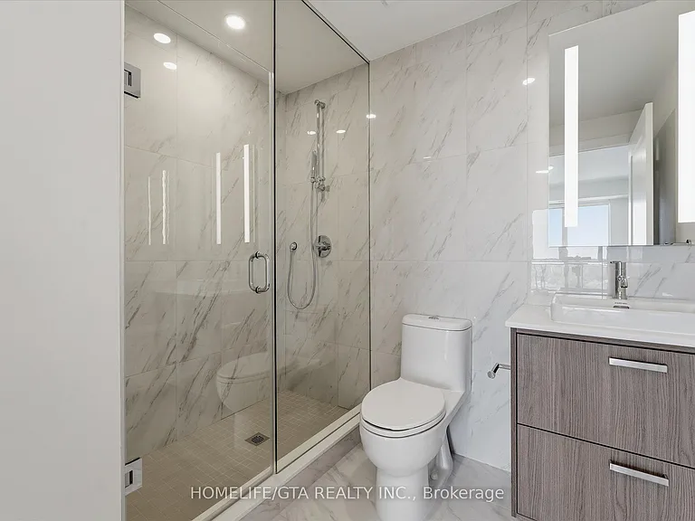858 Dupont St #802 — Photo 4