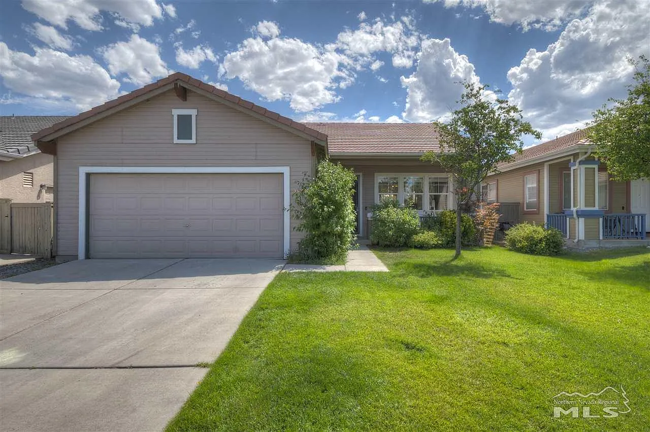 1660 Cattlemen Ct photo 1