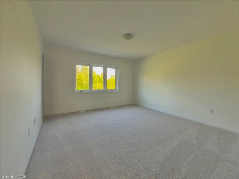 369 Starlight Ave — Photo 11