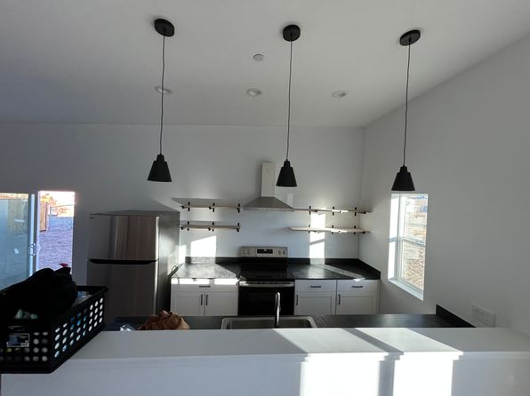 58122 Caliente St #1