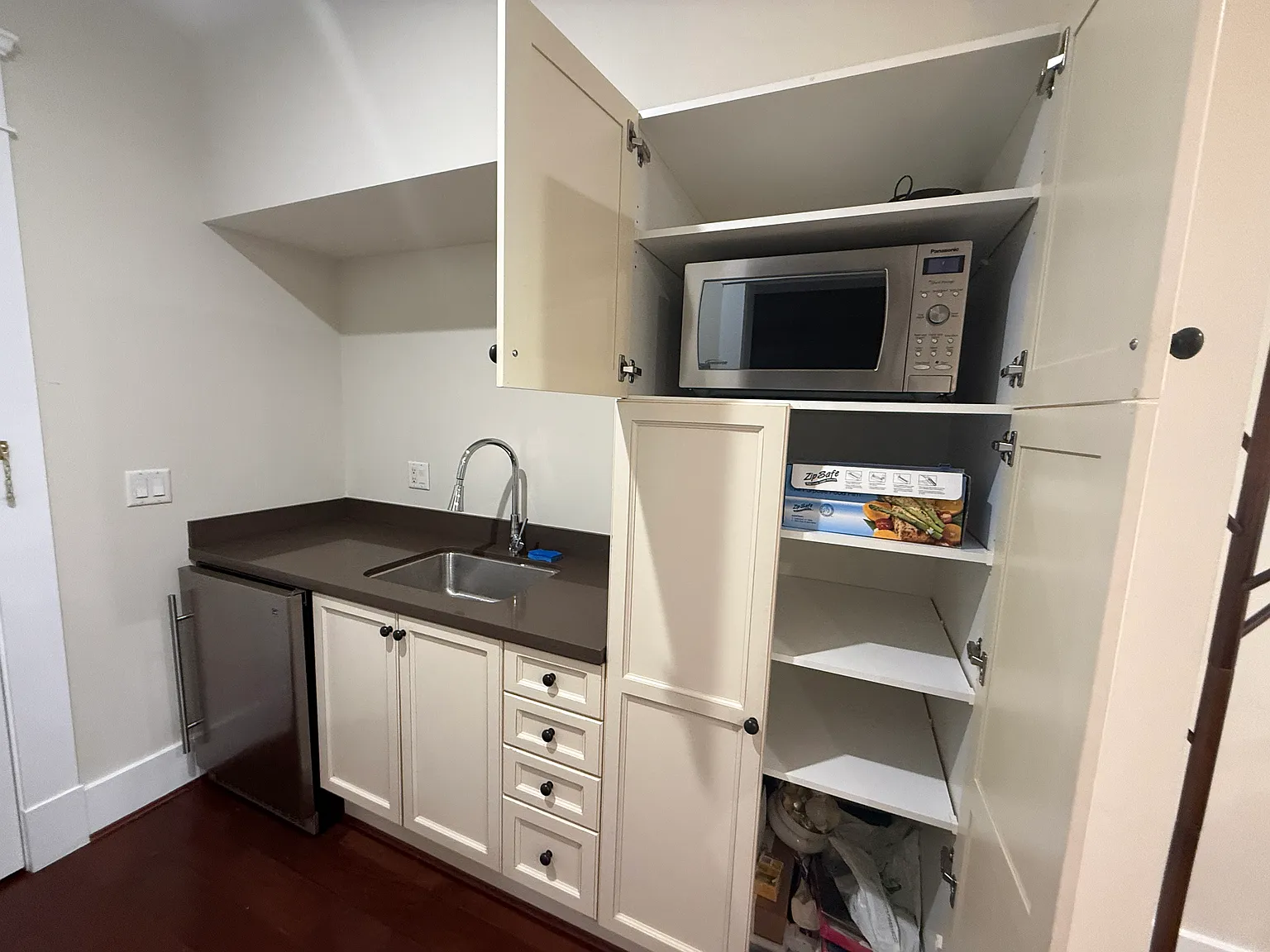 1 bed, 600 sqft, $2,350 — Photo 3