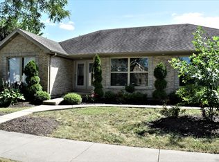 1011 S Pine Ave, Arlington Heights, IL