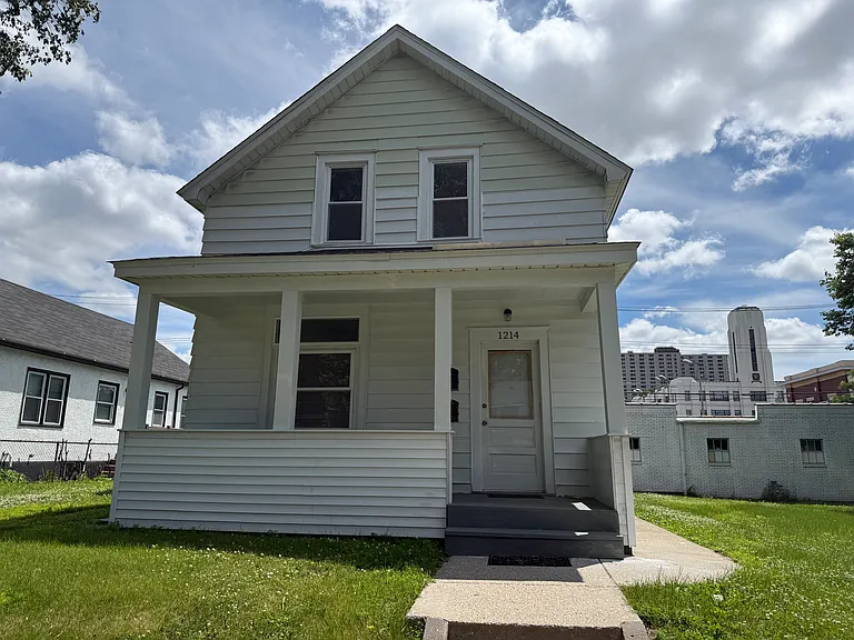 1214 Sherburne Ave #1 — Photo 5