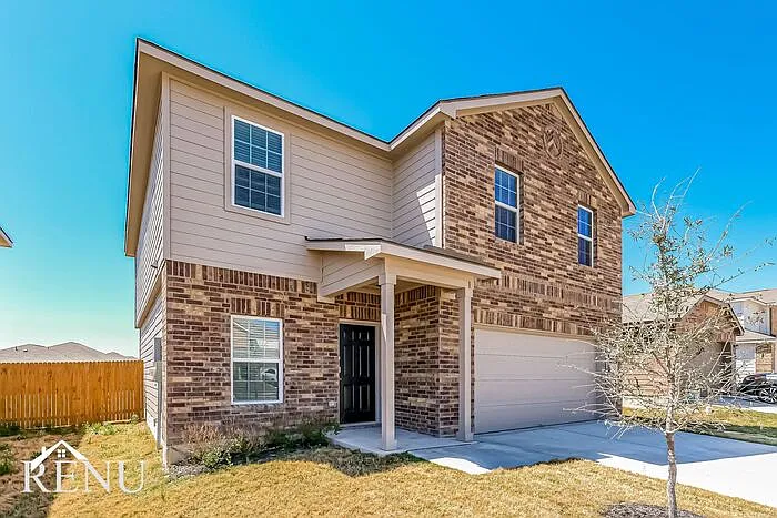 4 bed, 2.5 bath, 2198 sqft, $1,875 — Photo 2