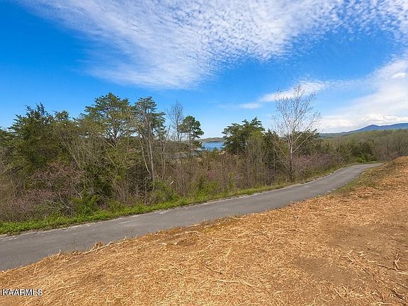 3rd image of 17 Harbor Point Dr Lot 17