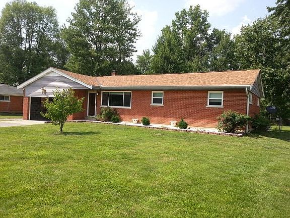 2nd image of 588 Sonny Ln