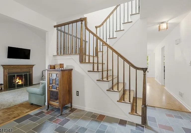 9 Northbridge Pl — Photo 3