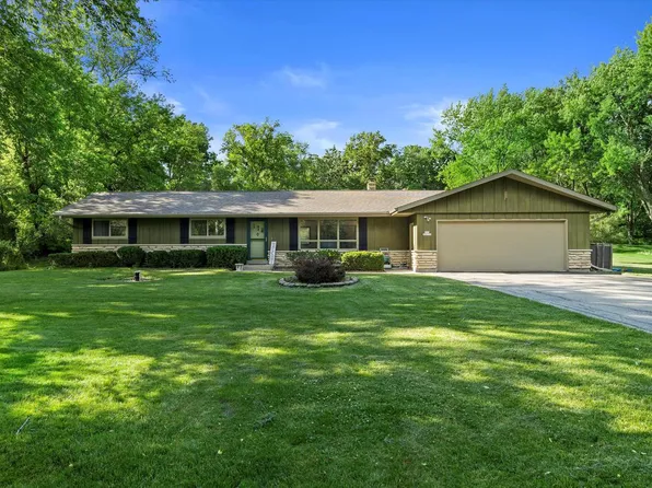 S25W26356 Mac Arthur ROAD, Waukesha, WI 53188