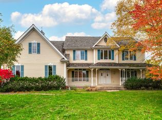 1000 Anderson Dr, Libertyville, IL 60048