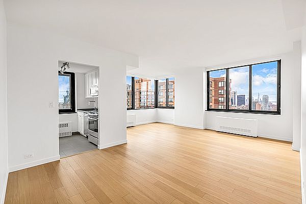 1st image of 124 W 60th St APT 44D
