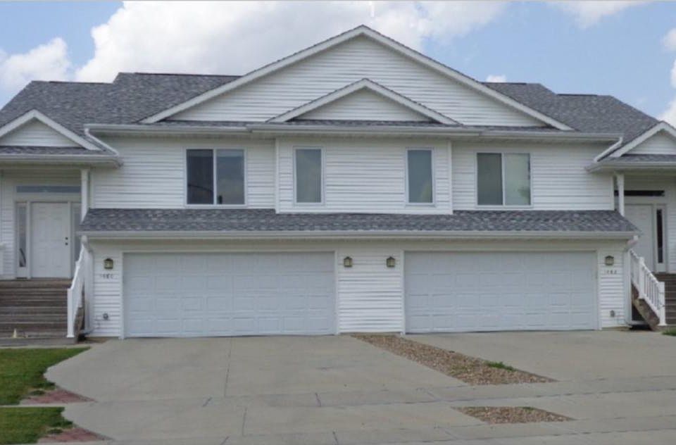 1480-1482 Palisades Dr