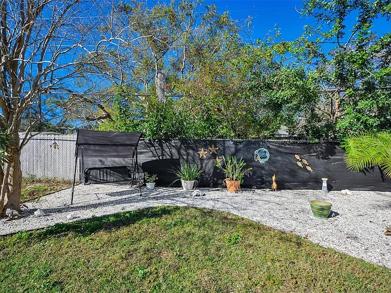 1000 Crane Ct — Photo 44