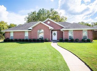 605 William Dr, Lindale, TX 75771