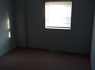 8525 Ridgedale Rd #1, North Royalton, OH 44133