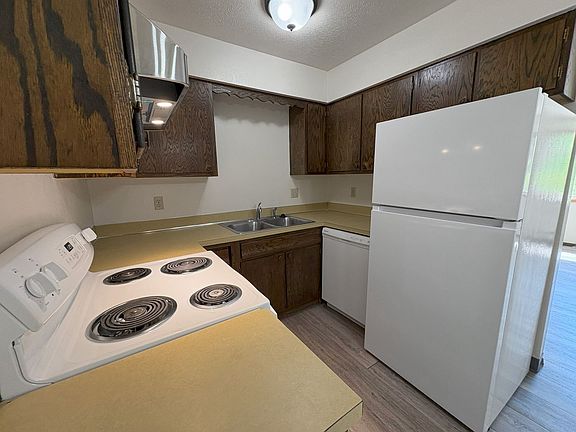 3rd image of 1400-1446 8th St NW #1400