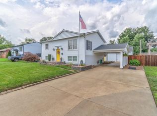 901 Old Post Rd, Evansville, IN 47710