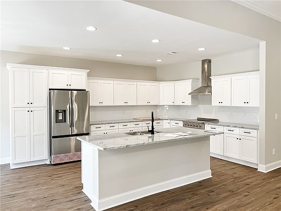 4th image of 1220 Lee Road 187