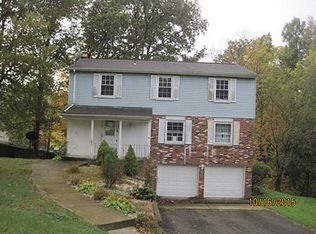123 Crossland Rd, Butler, PA 16002