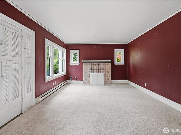 4th image of 5214 35th Avenue NE