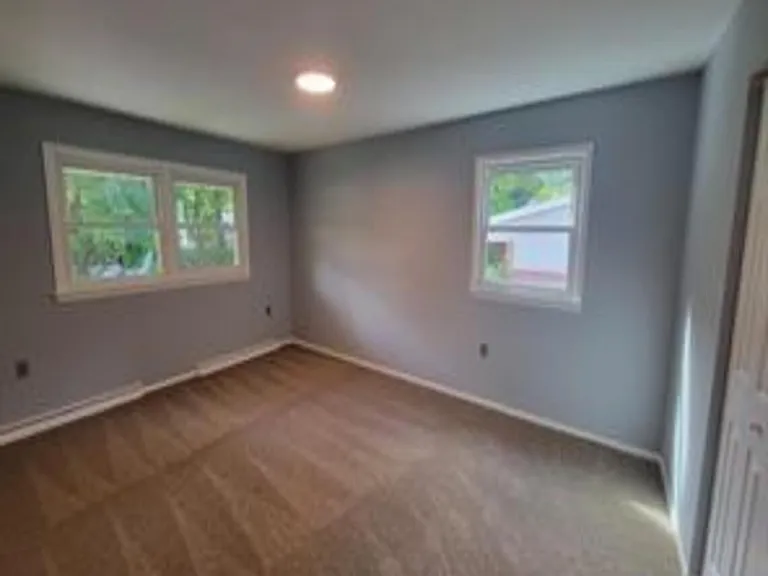1423 Carson Rd — Photo 9