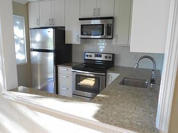 4th image of 1150 Lincoln Ave APT 5