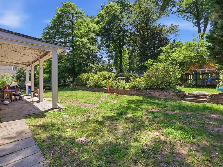 Backyard Oasis with multiple hidden areas