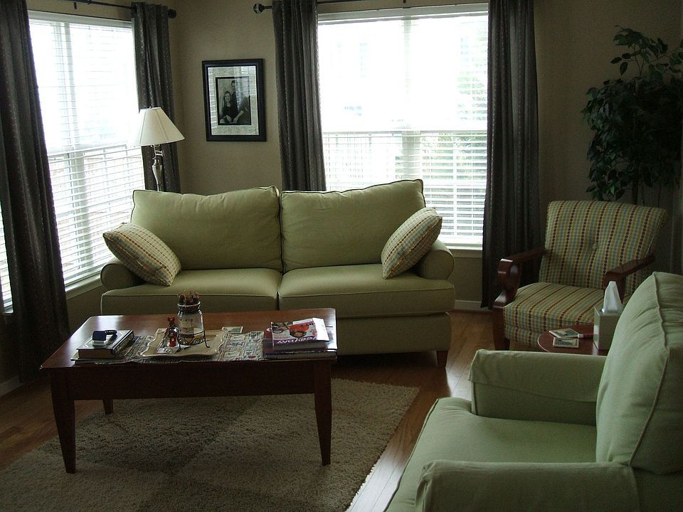 2nd image of 5500 Millstream Ln