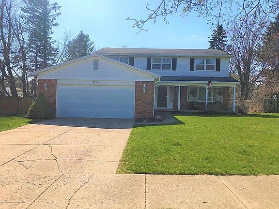3rd image of 2517 Wyckham Dr