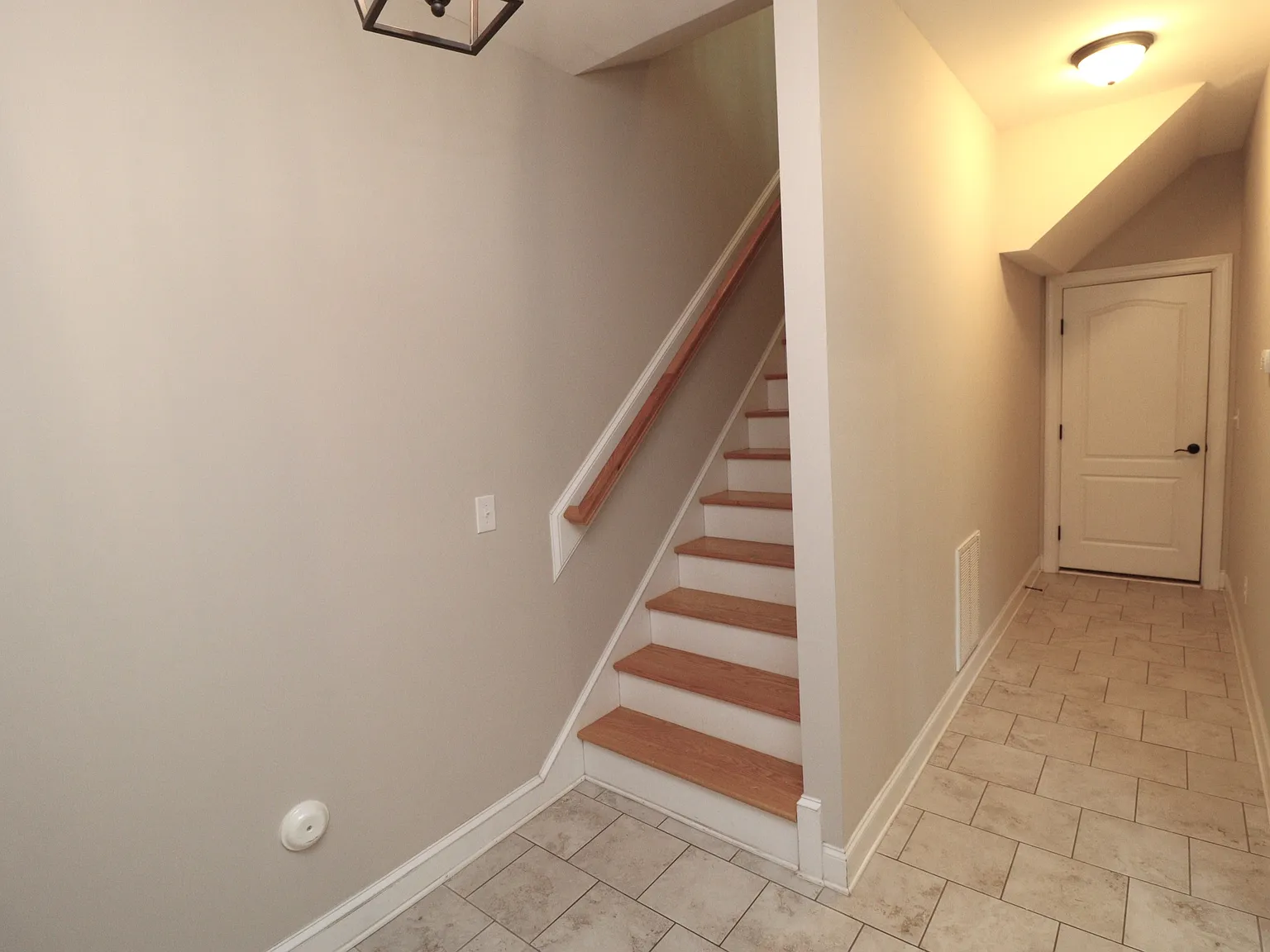 Gorgeous 4 Bedroom Apex Townhome Available Immediately — Photo 3