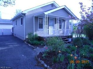 4907 Yorkshire Ave, Cleveland, OH 44134