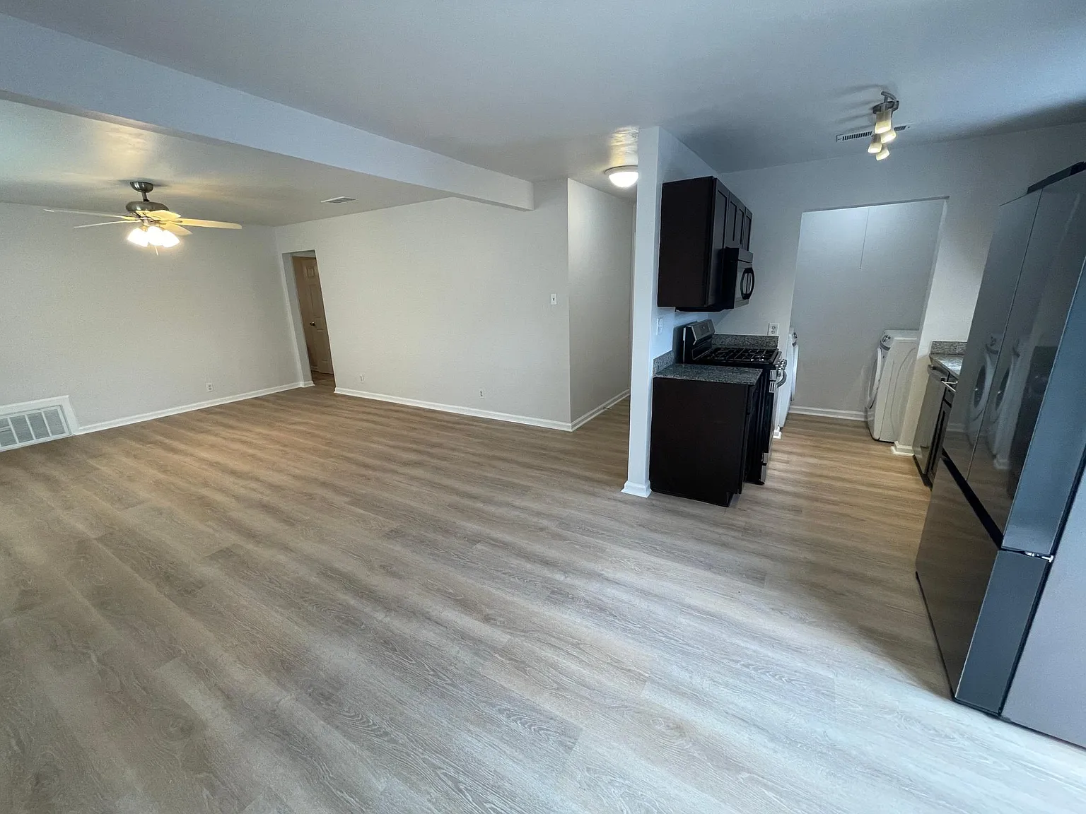 7201 Grand Canyon Dr — Photo 1
