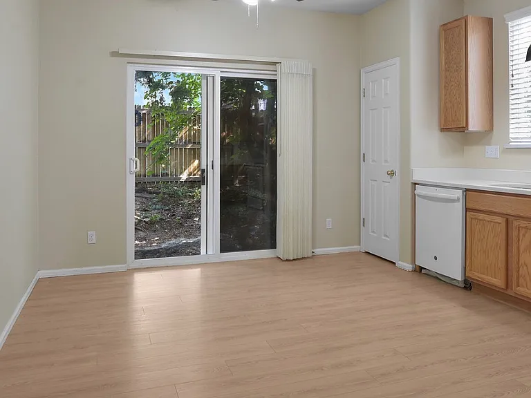 6821 W Remington Pl — Photo 6