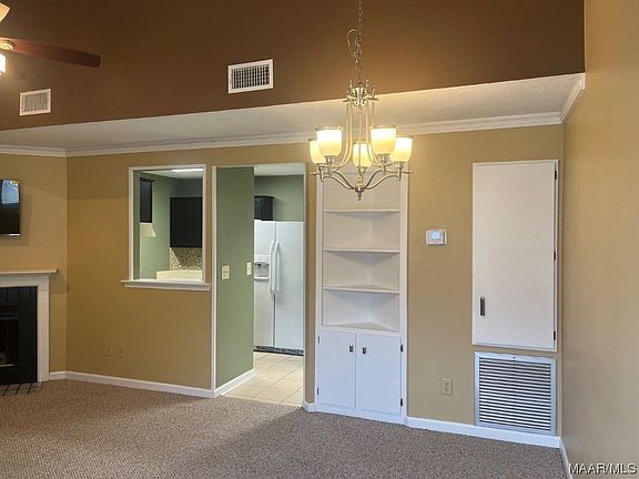 5th image of 5943 Carmel Dr