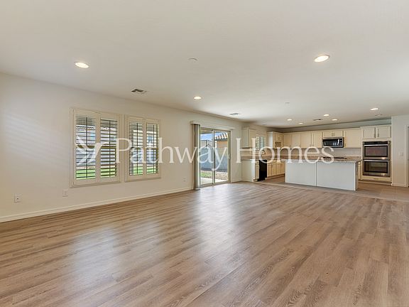5th image of 40966 W Mary Lou Dr