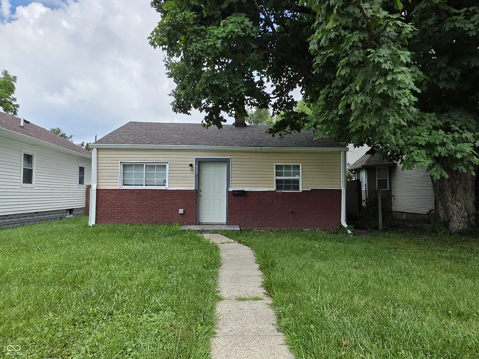 2 bed, 1.0 bath, 729 sqft, $1,125 — Photo 1