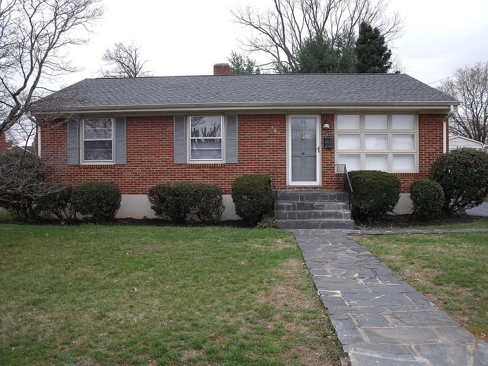 1st image of 157 Christian Ave NE
