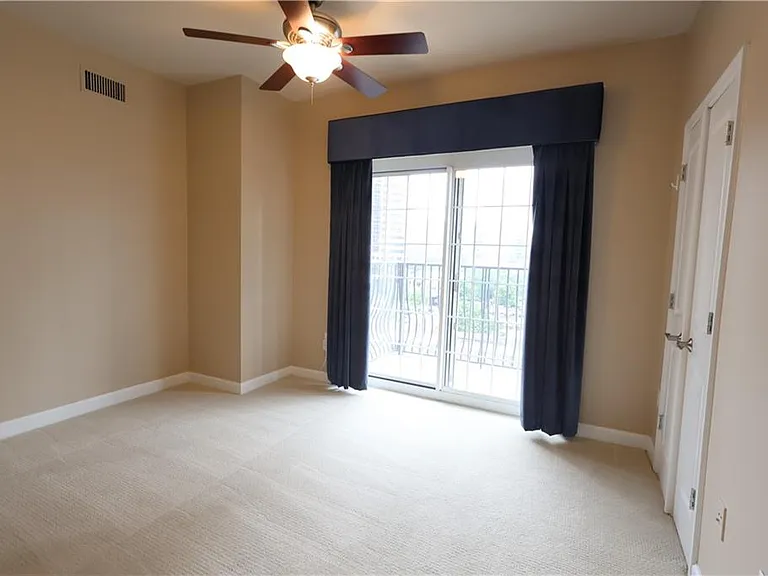 195 14th St NE #1105 — Photo 11