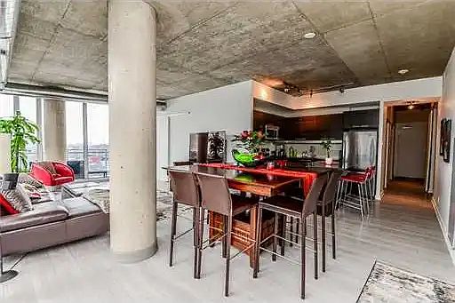 4th image of 349 McLeod St #705